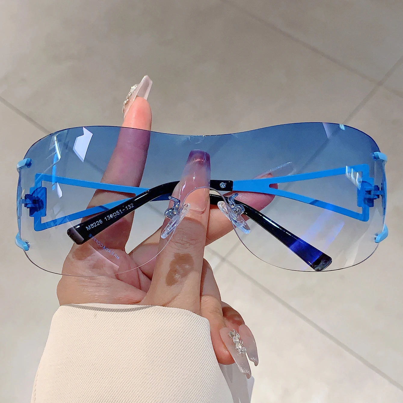 Nova Gradient Veil Shades