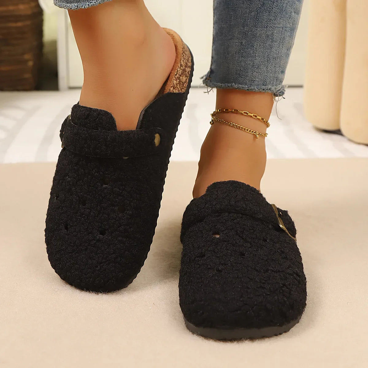 Nestle Fleece Clogs