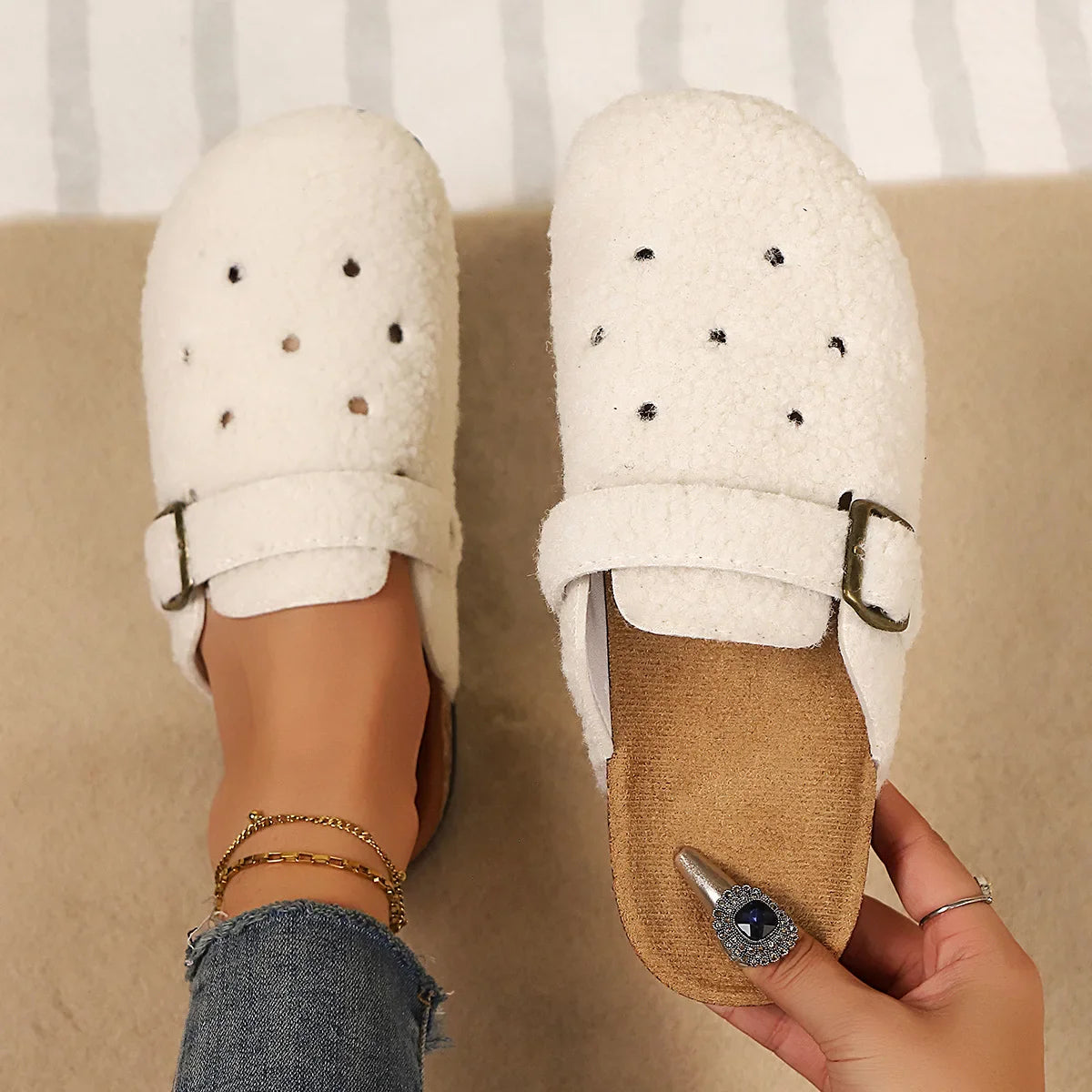 Nestle Fleece Clogs