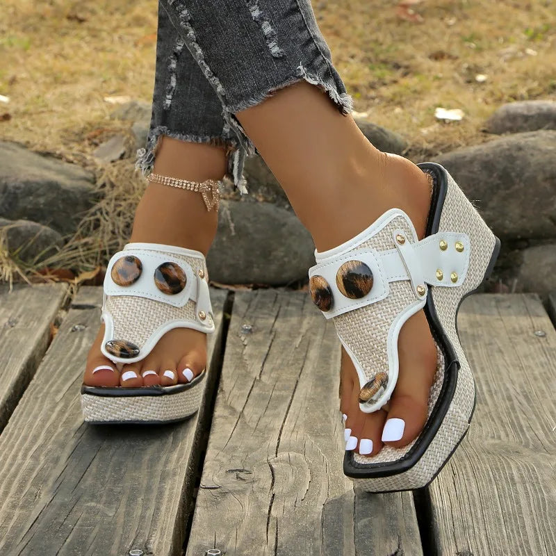 Aurelle Sculpted Strap Sandals