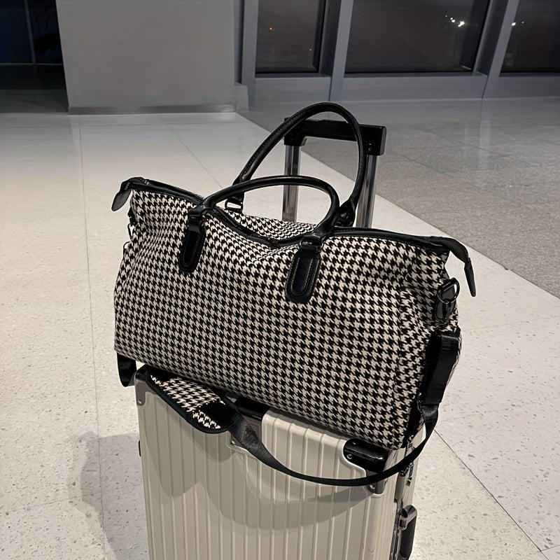The Lancaster Houndstooth Weekender