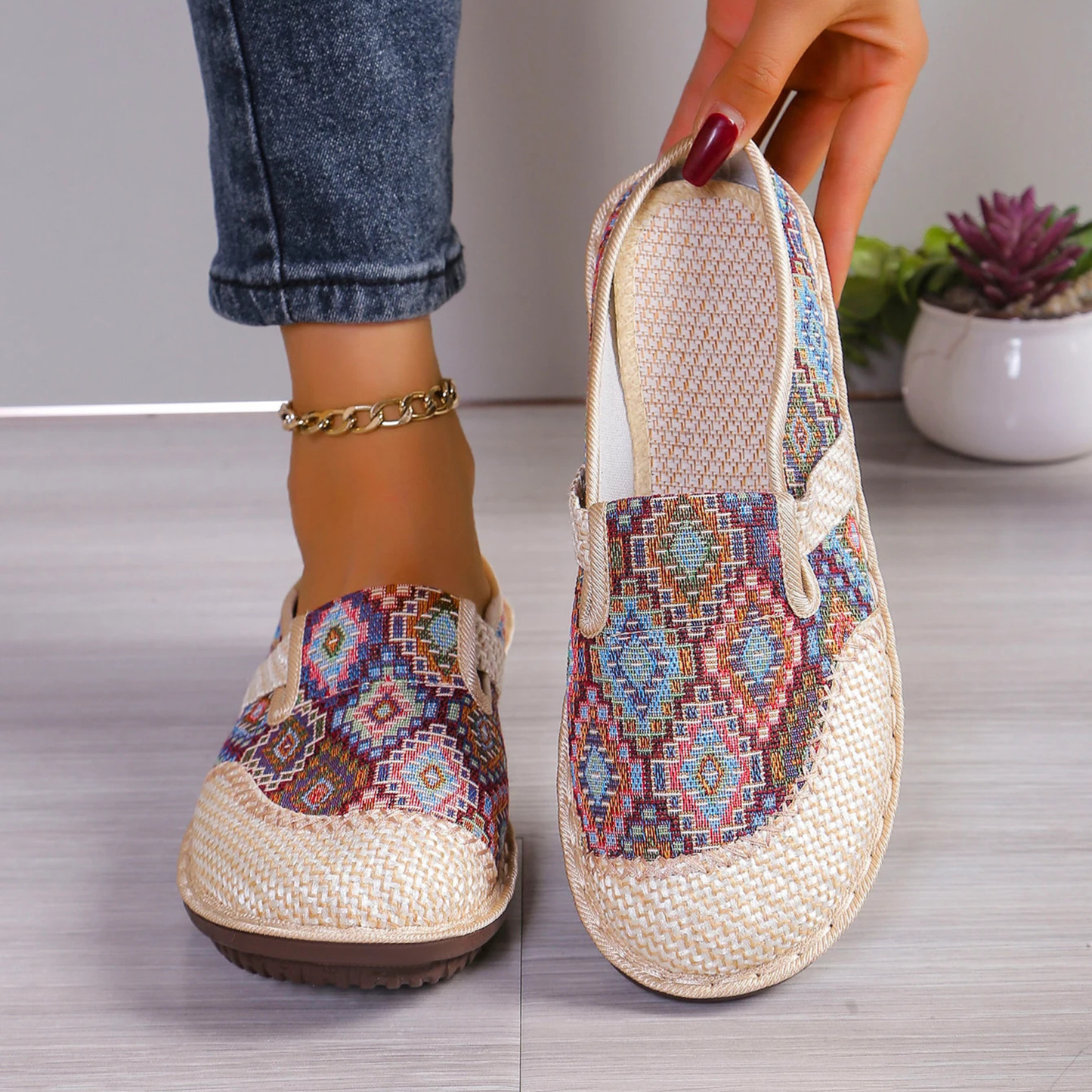 Solana Loom Flat