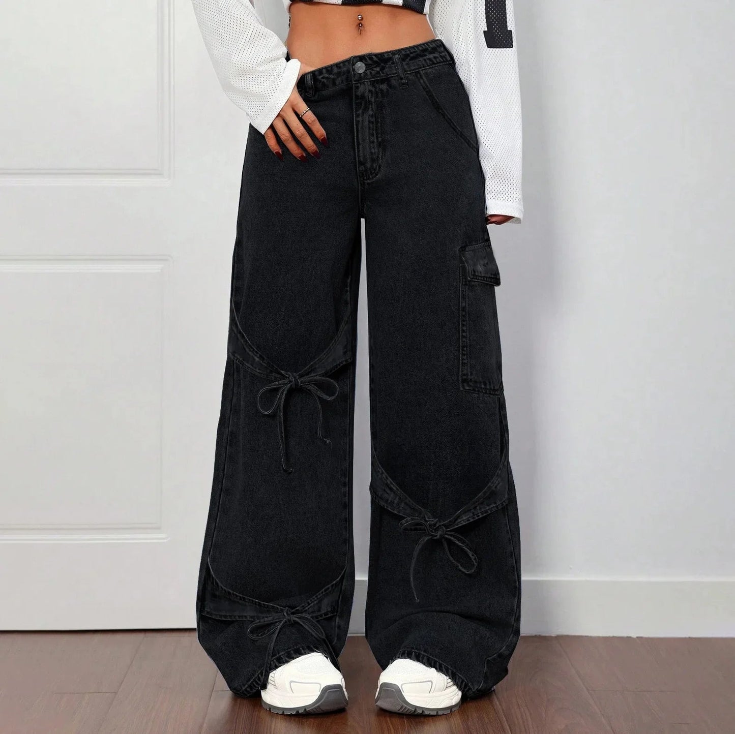 Oversized Tie-Pocket Wide Leg Jeans