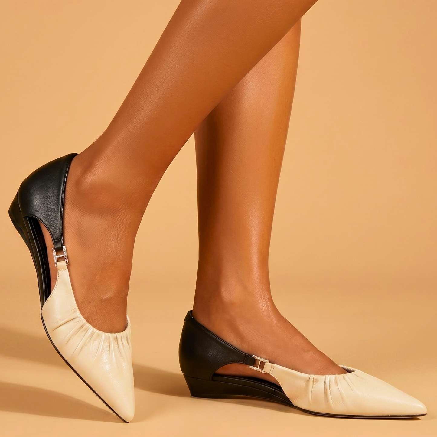 Lumière Cut-Out Toe Slipper