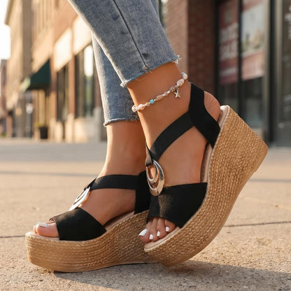 Céleste Crescent Wedge