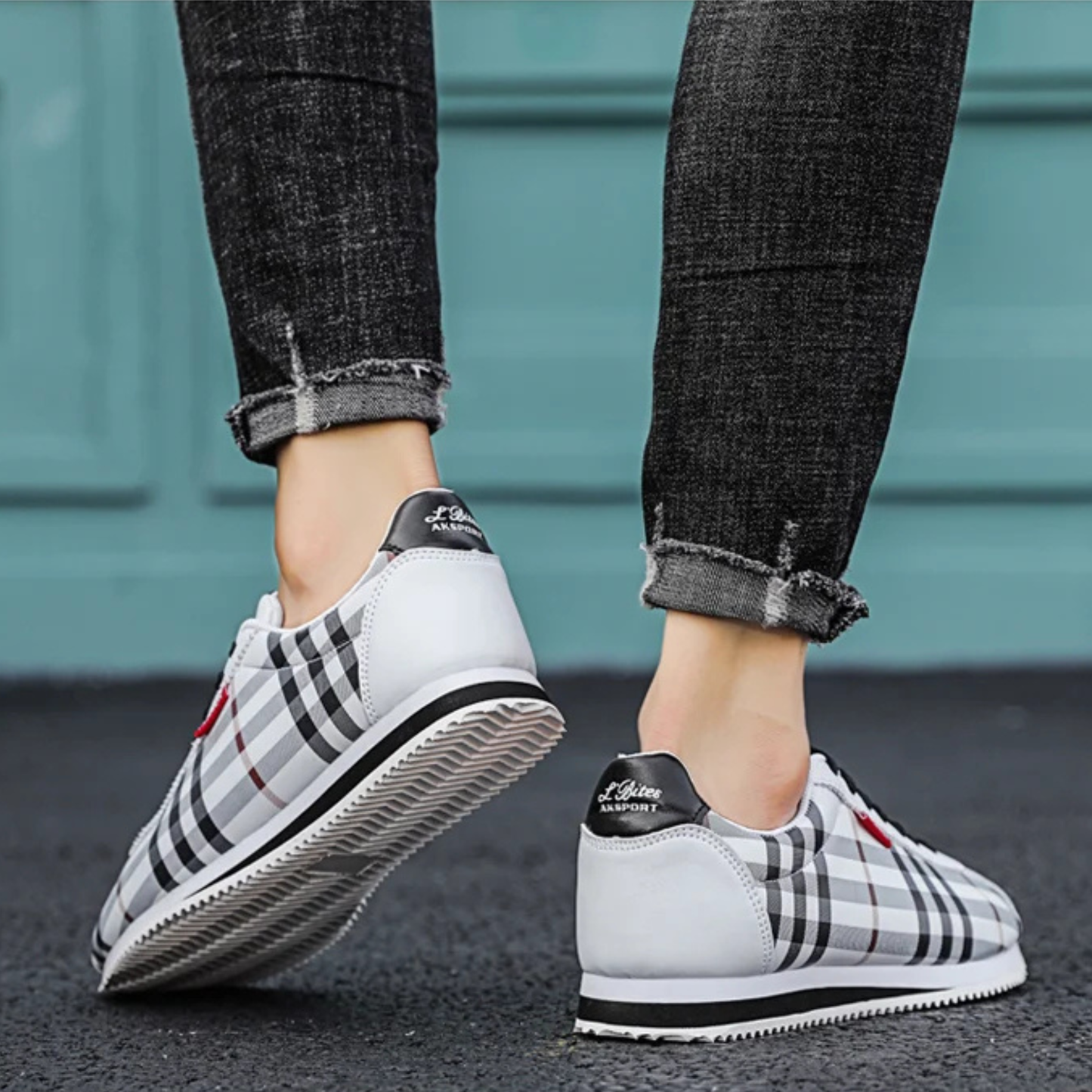 London Grid Heritage Court Trainer