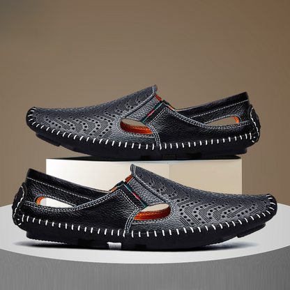 Le Flaneur Navy Cut-Out Loafer