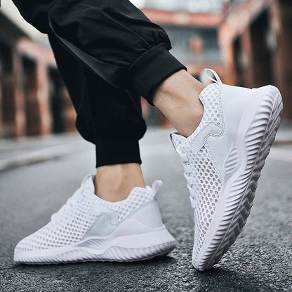 Lightweight Knit Runner