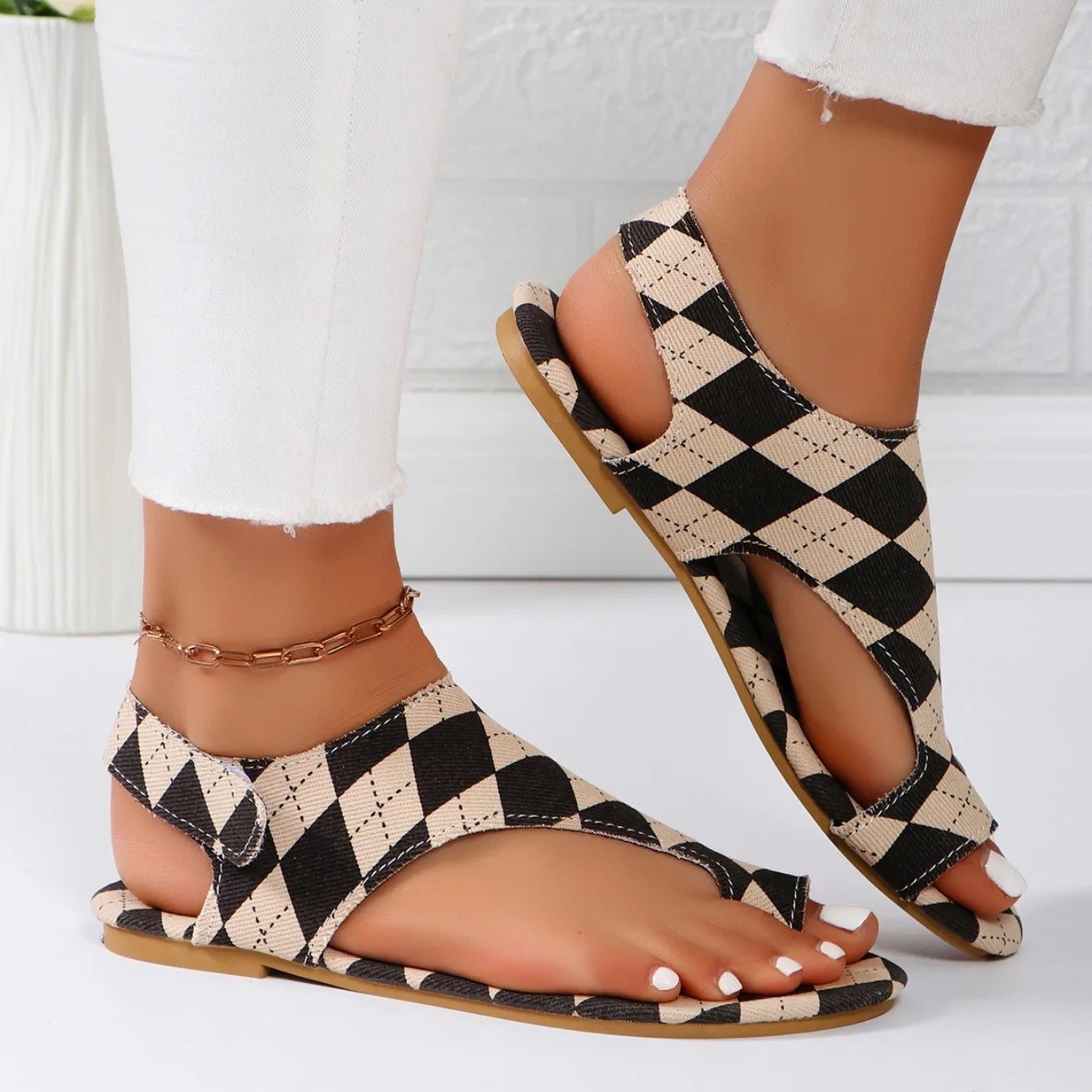 Monroe Diamond Weave Flats