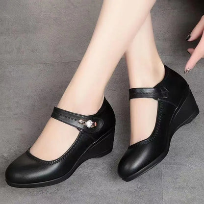 Mayfair Crystal-Clasp Wedge