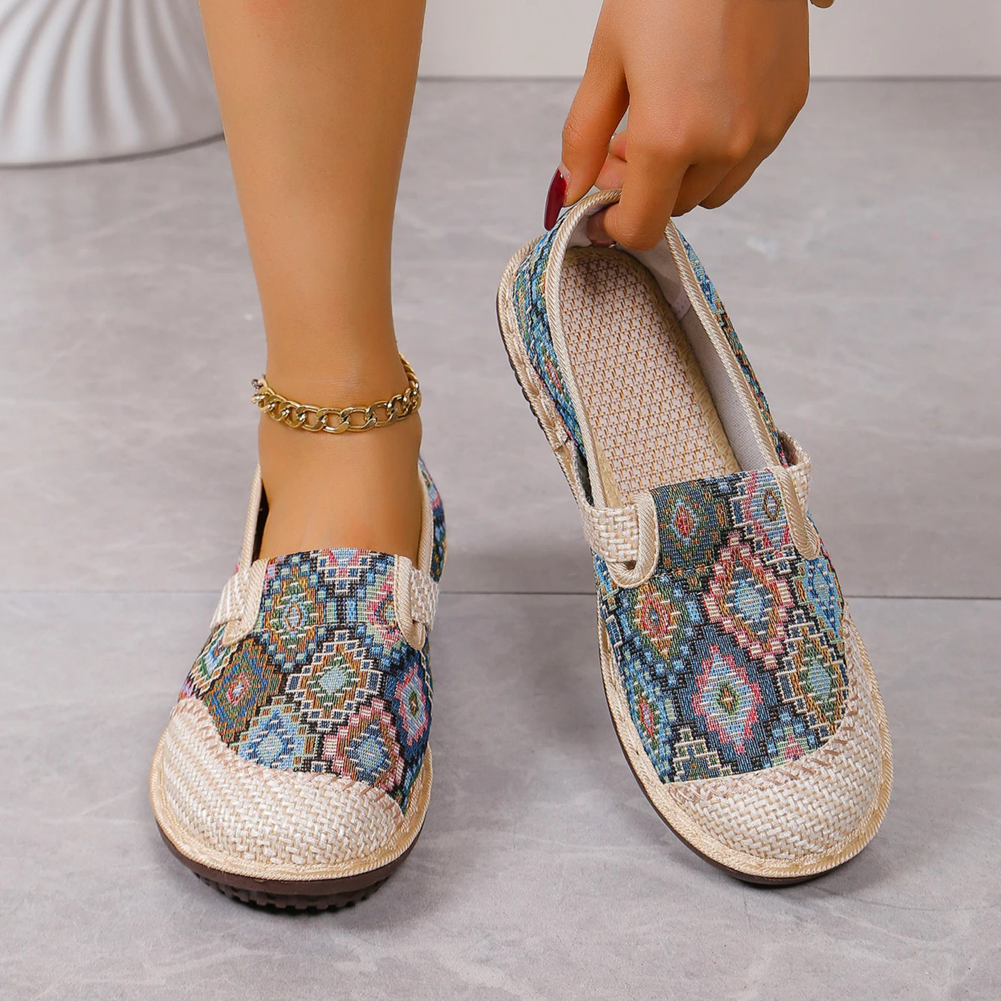 Solana Loom Flat