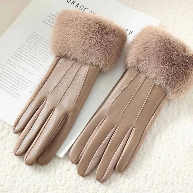 The Winterbourne Fur-Cuffed Leather Glove