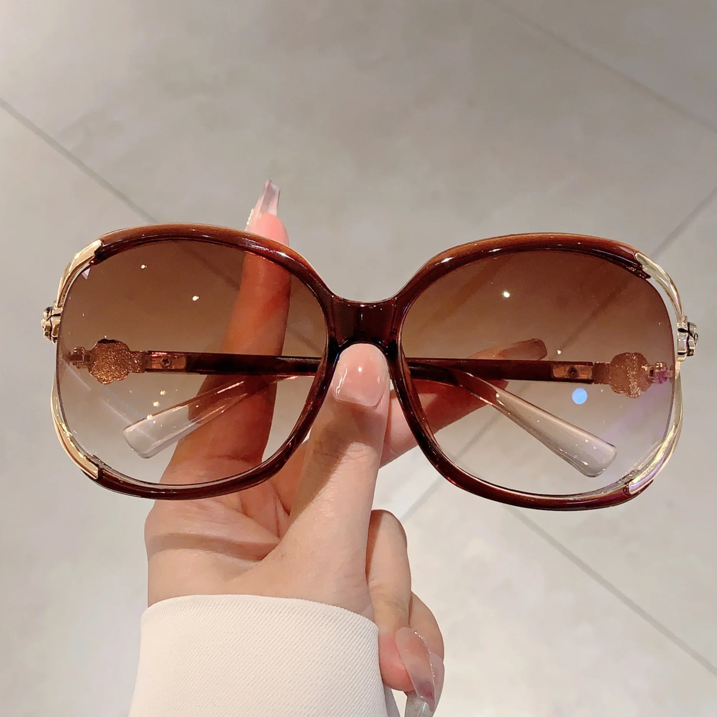 Blooming Rose Temple Gradient Sunglasses