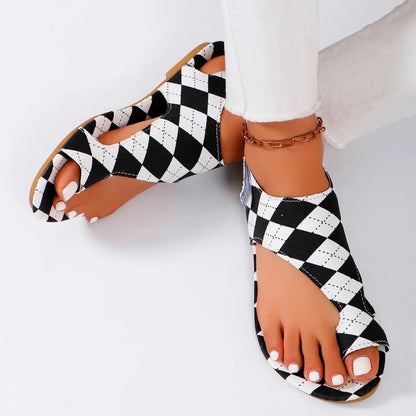 Monroe Diamond Weave Flats