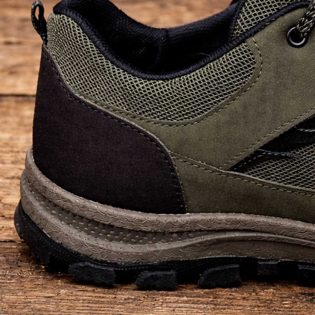 Compass Low Hiker