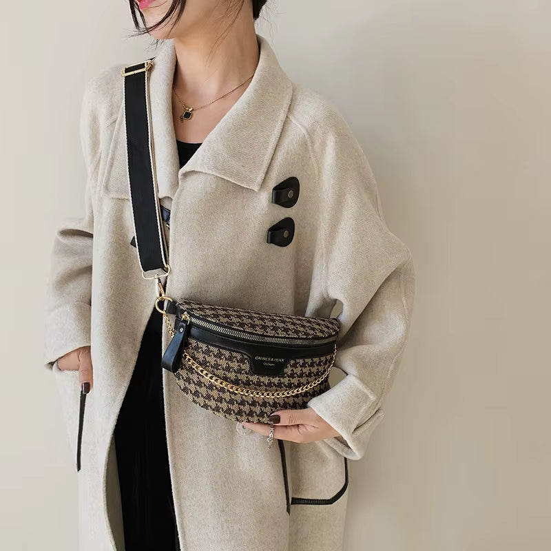 Soren Chain Crossbody