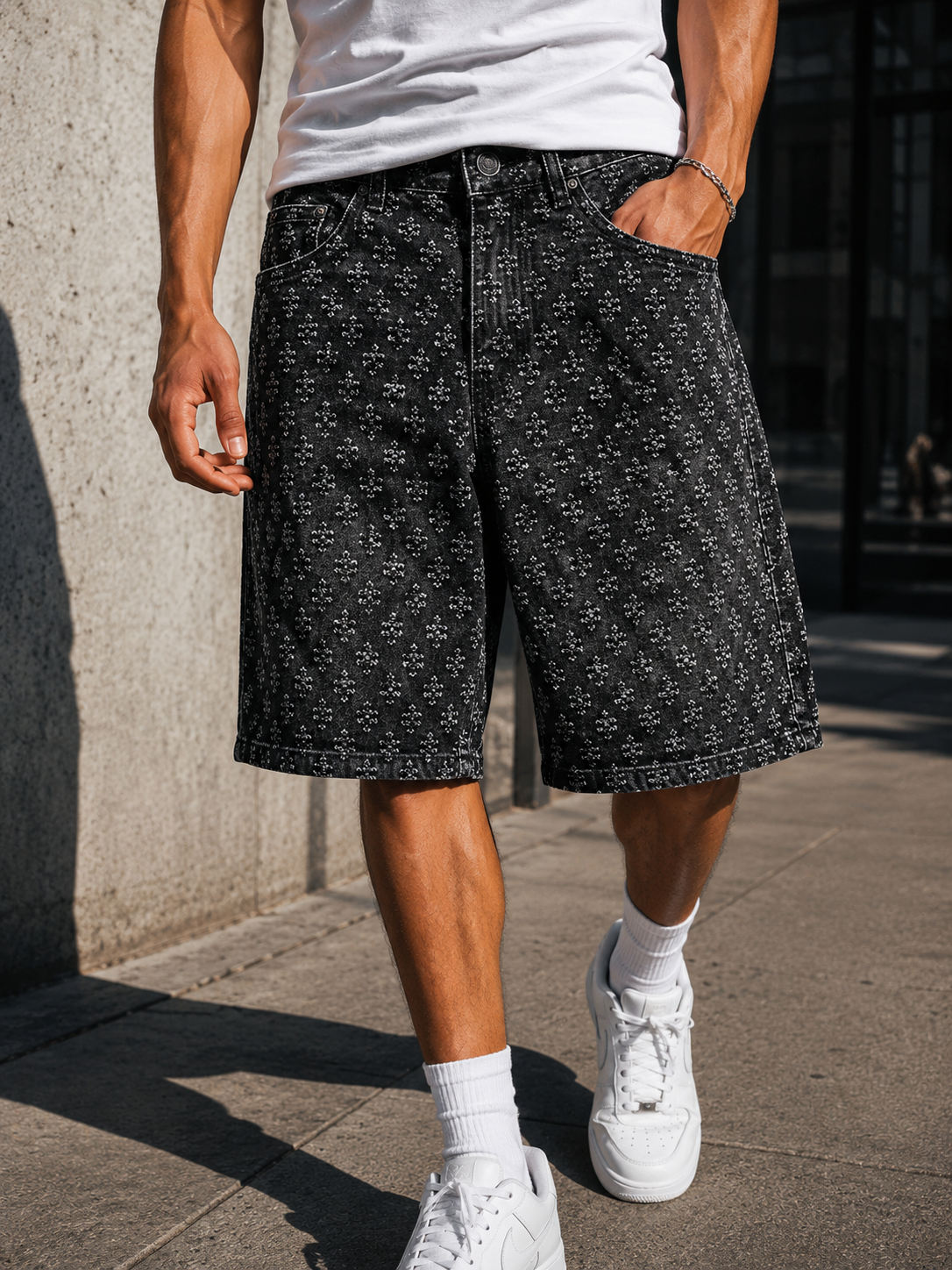 Vendôme Rebel Distressed Denim Short