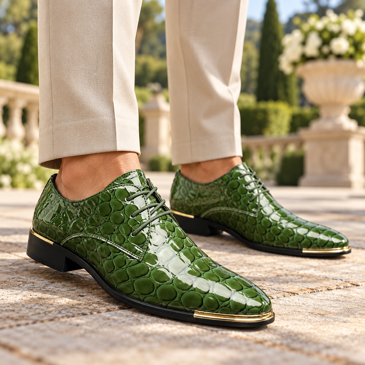 Bellagio Ivory Gold-Tip Derby