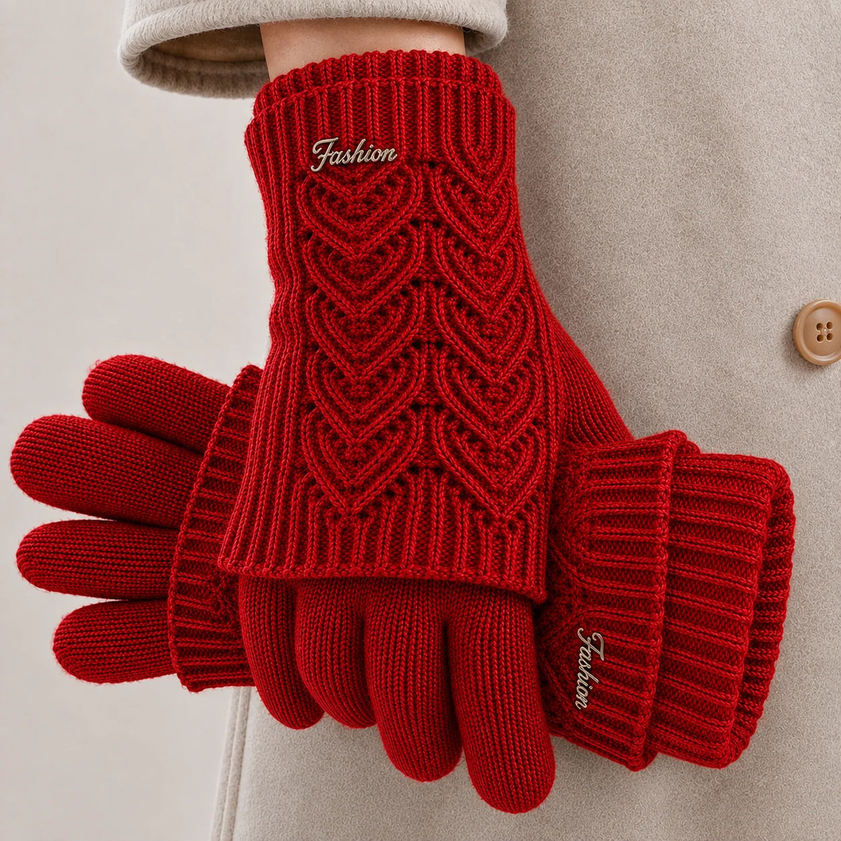 Elara Heart-Knit Gloves
