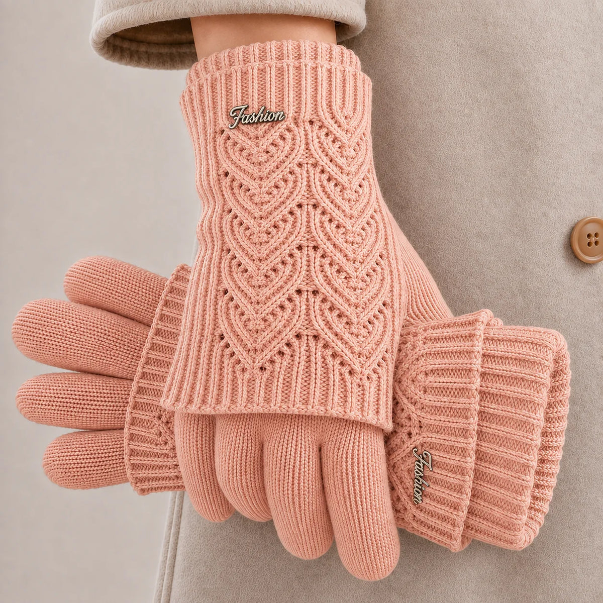 Elara Heart-Knit Gloves