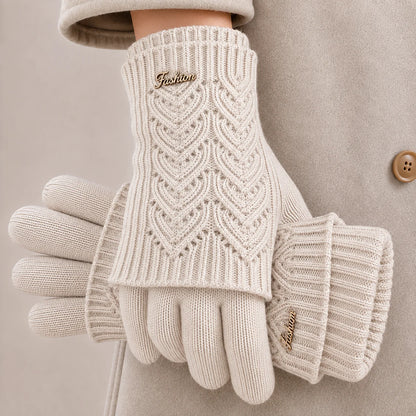 Elara Heart-Knit Gloves