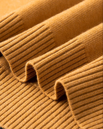 Knit V-Neck in Italian Cashmere Blend