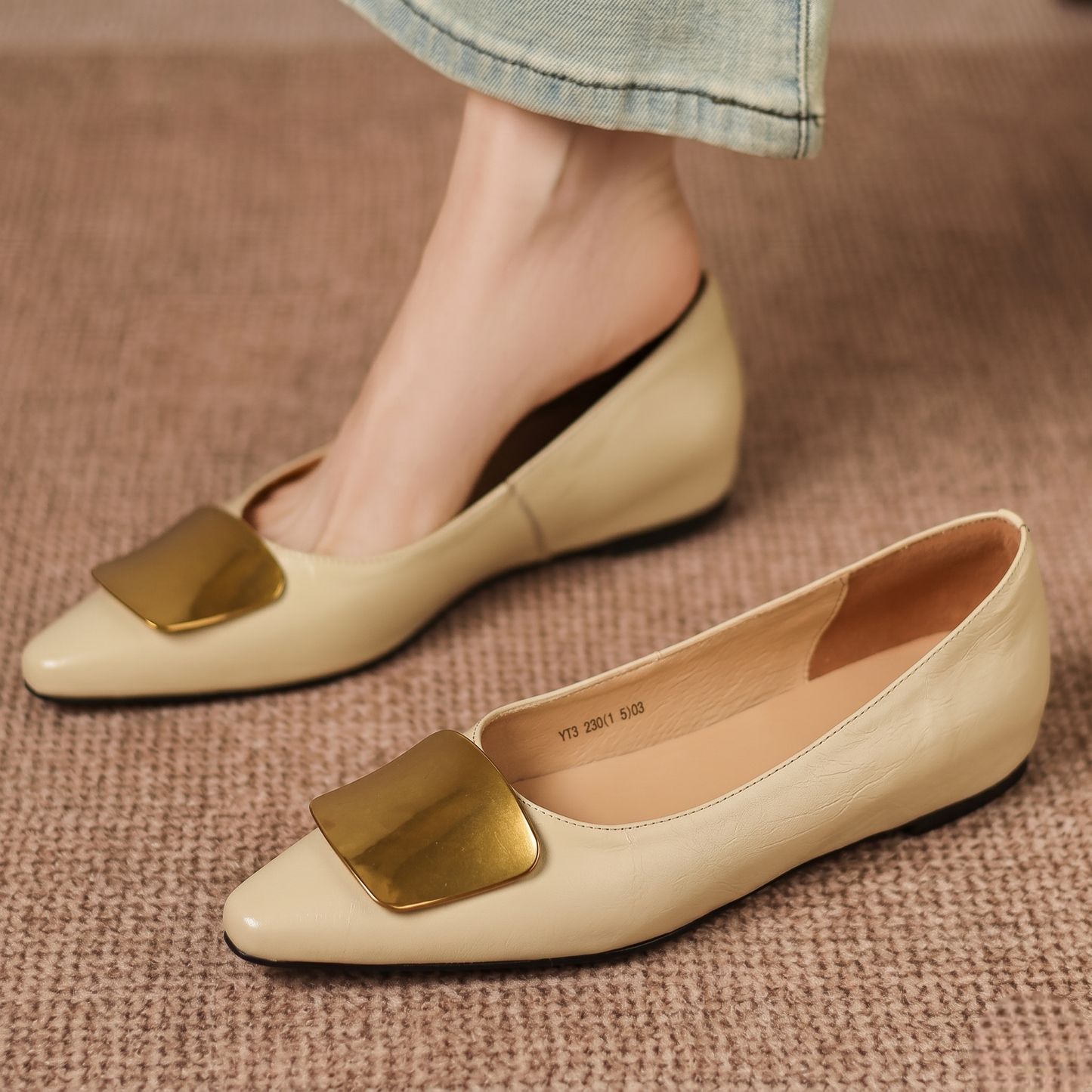 Nero Crinkle Brushed-Gold Vamp Flat