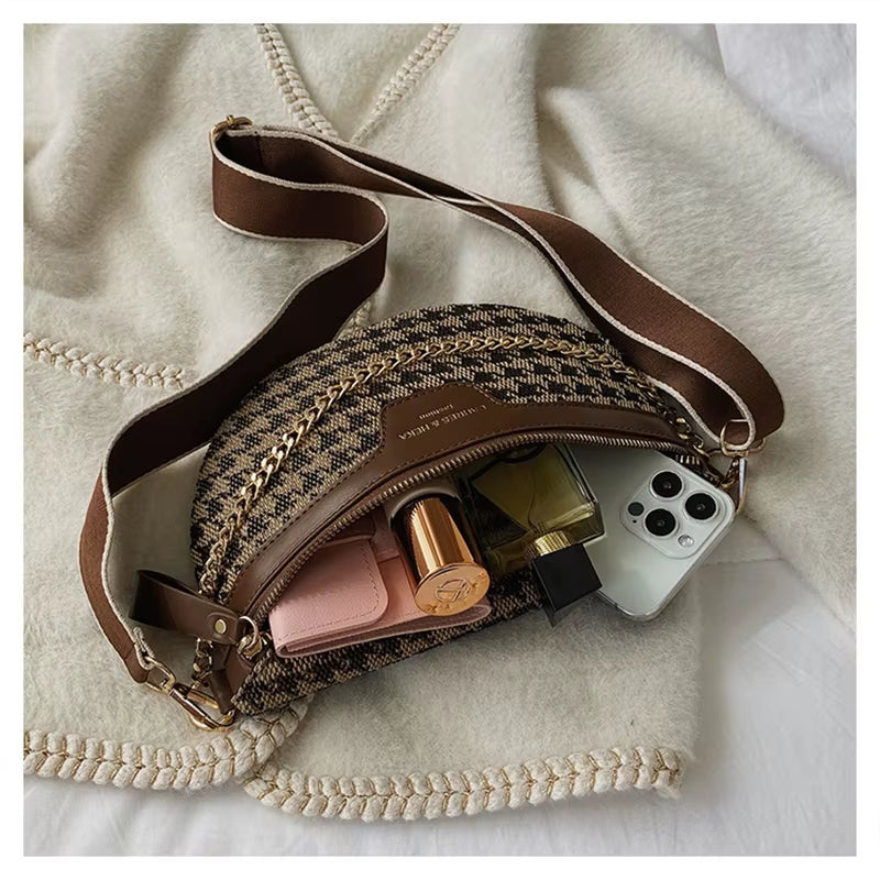 Soren Chain Crossbody
