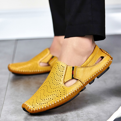 Le Flaneur Navy Cut-Out Loafer