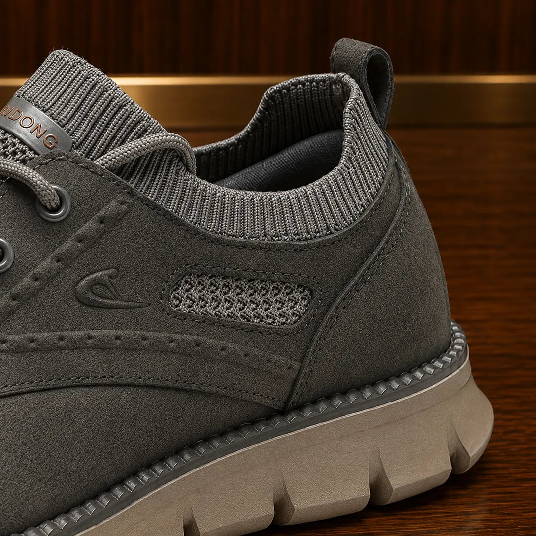Corvello Trail Sneakers