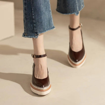 Victoria Braided Pump