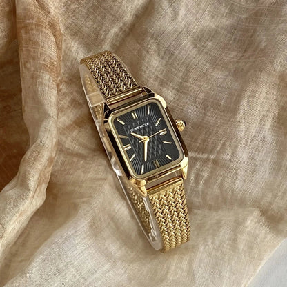 Vintage-Inspired Mesh Bracelet Watch