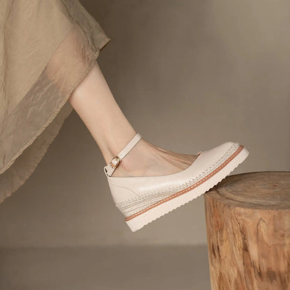 Victoria Braided Pump