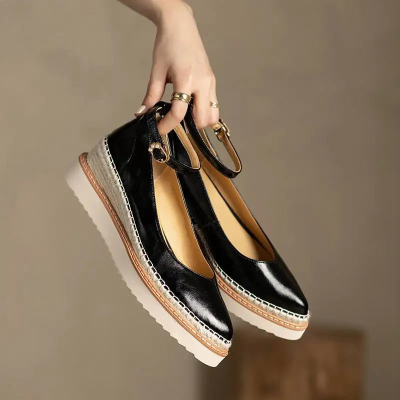 Victoria Braided Pump