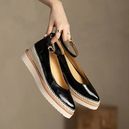 Victoria Braided Pump