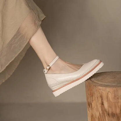 Victoria Braided Pump