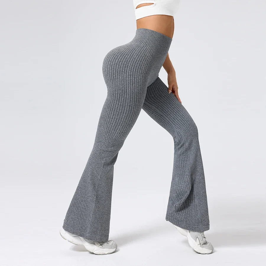 Elara Seamless Flare Legging