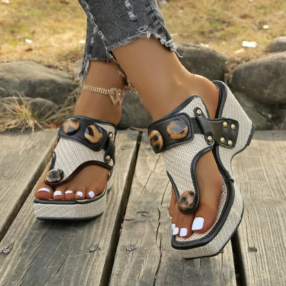 Aurelle Sculpted Strap Sandals
