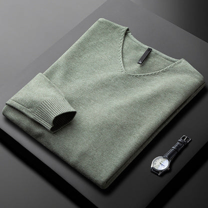 Knit V-Neck in Italian Cashmere Blend