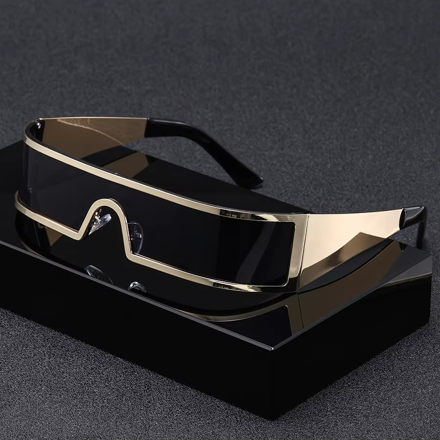 Vanguard Gold Shield Visor