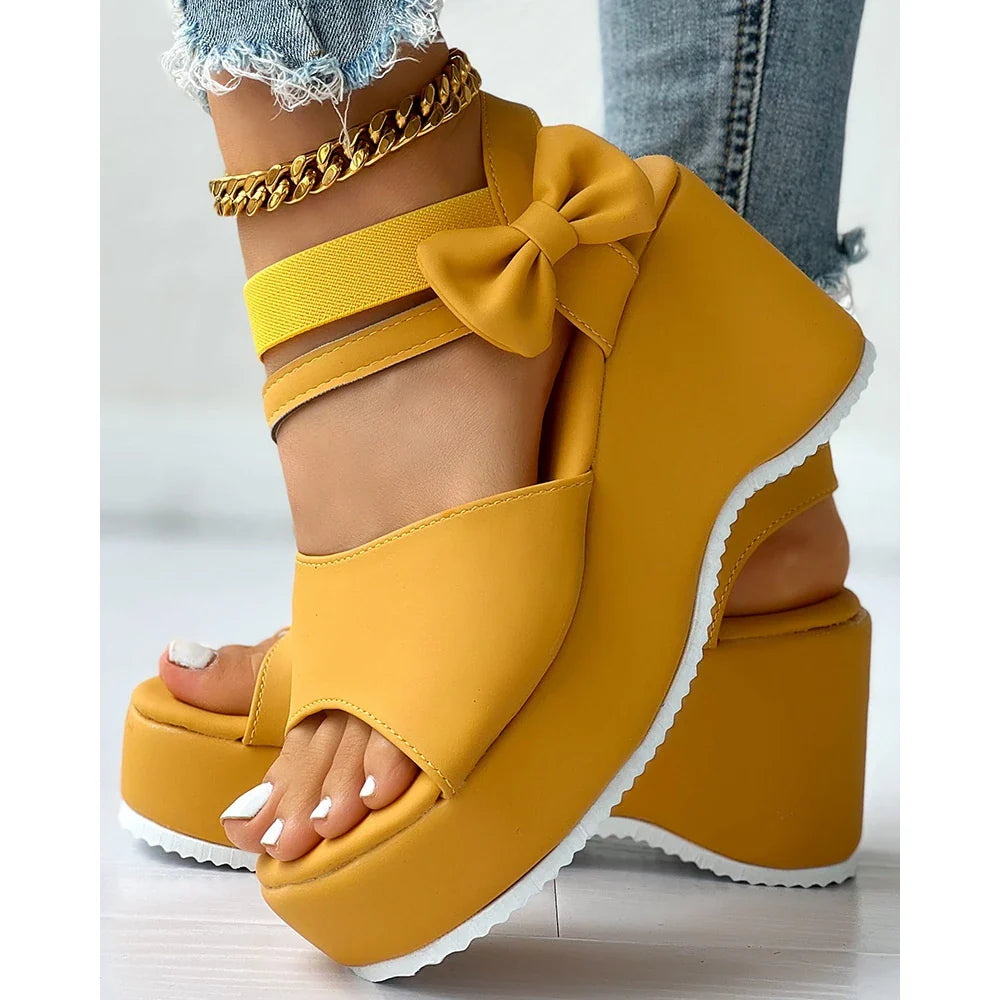 Scarlet Bow-Tie Platform Wedge