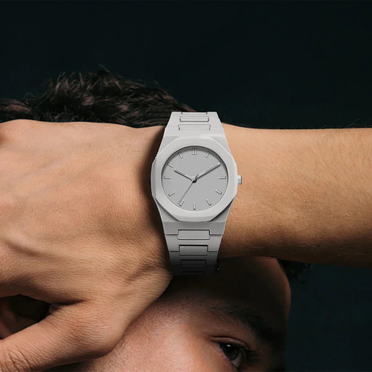 Monochrome Integrated Bracelet Watch