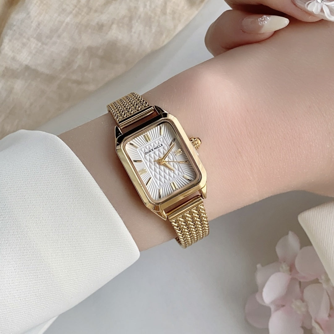 Vintage-Inspired Mesh Bracelet Watch