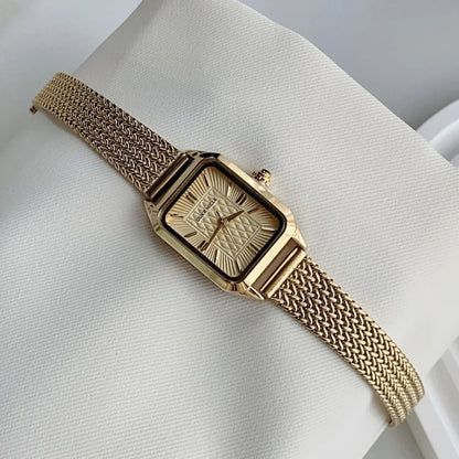 Vintage-Inspired Mesh Bracelet Watch