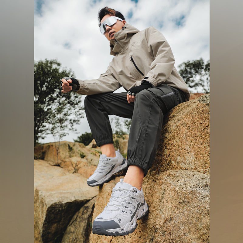 Kestrel Trail Sneakers