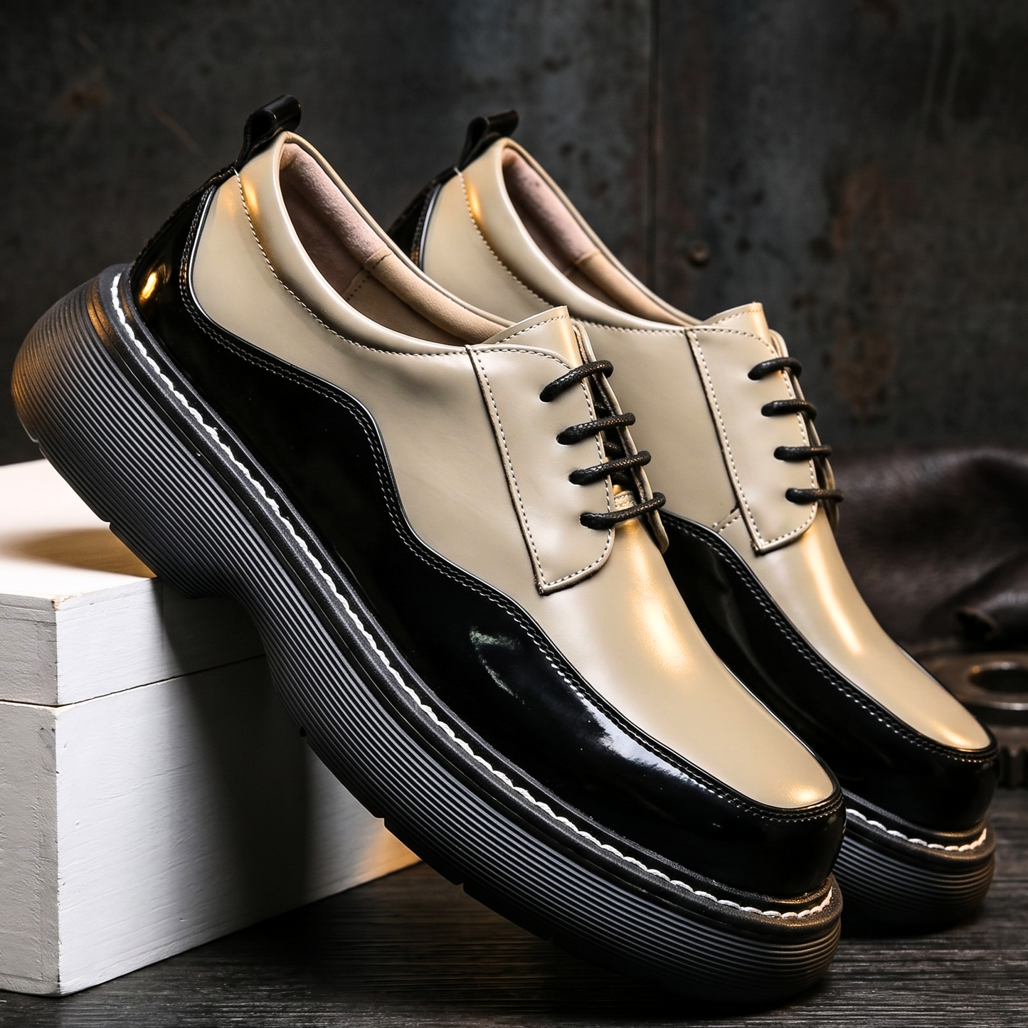 Chiaroscuro Lace-Up