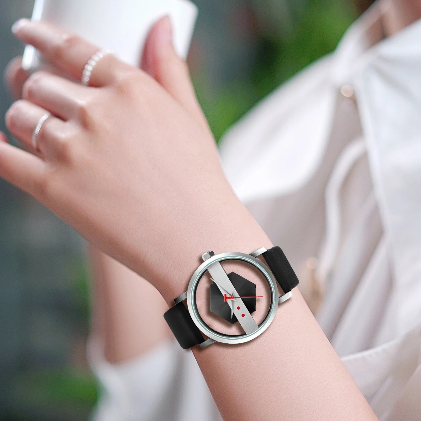 Obsidian Facet Timepiece