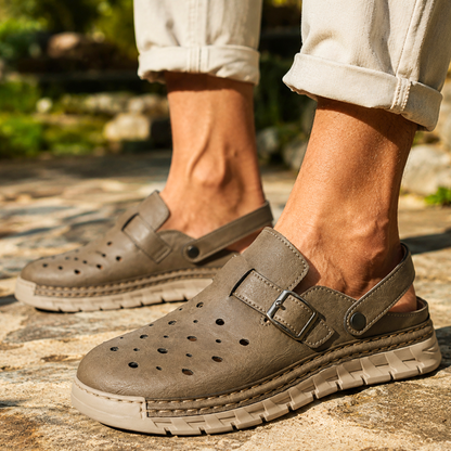 Nero Perforato Leather Mule