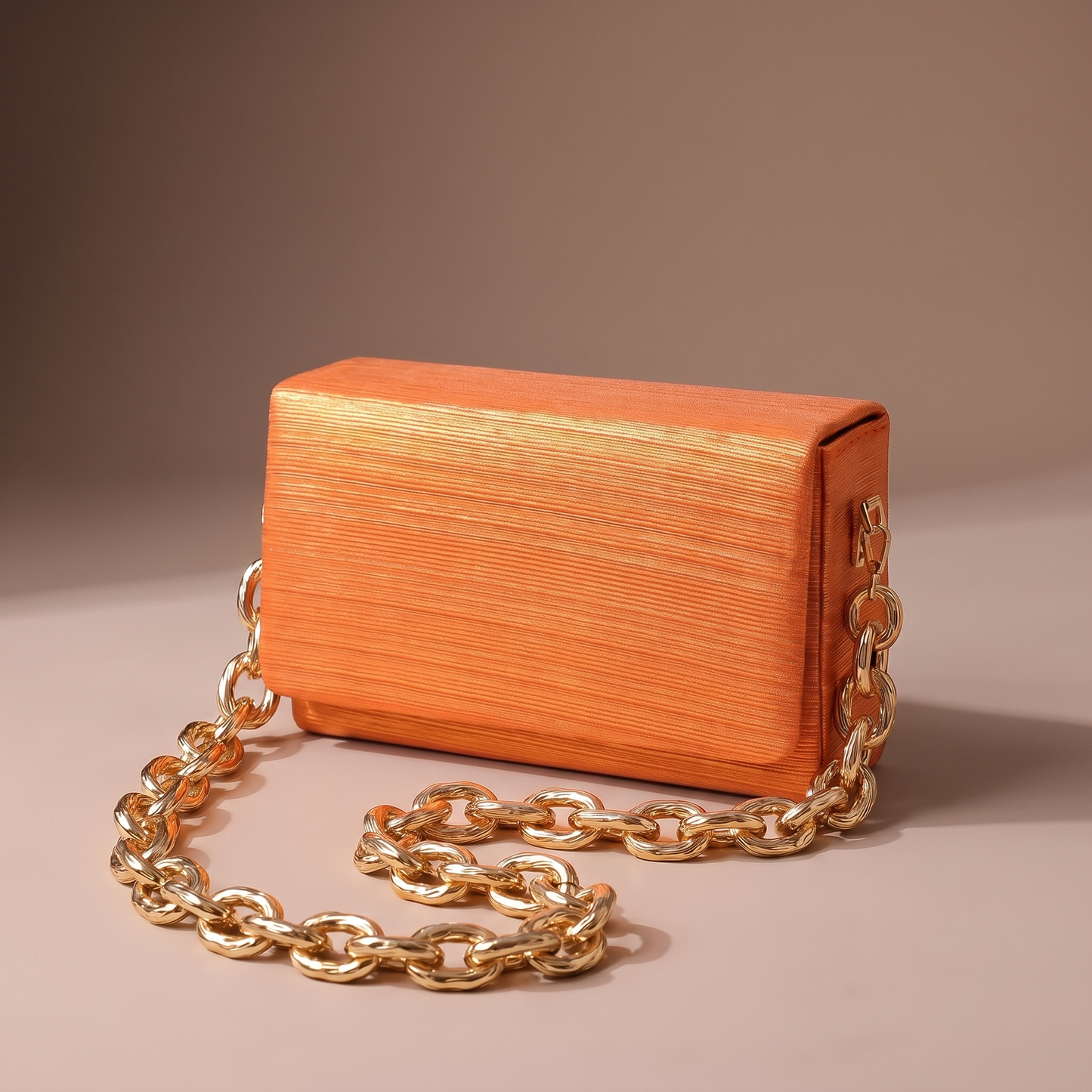 Solene Chain Clutch