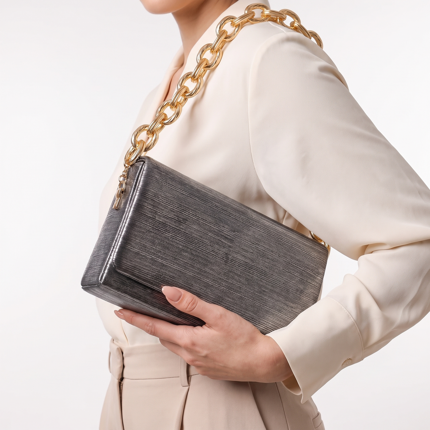 Solene Chain Clutch